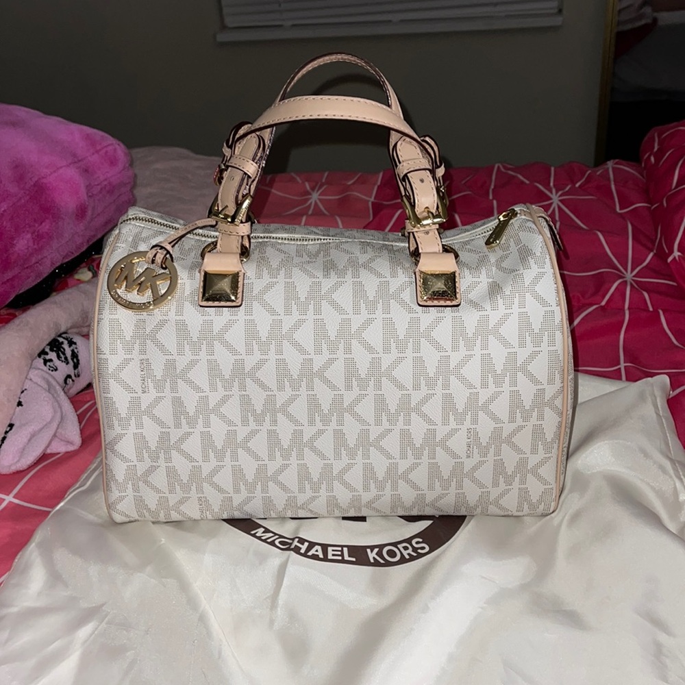 Michael Kors Mercer Duffle 🤍